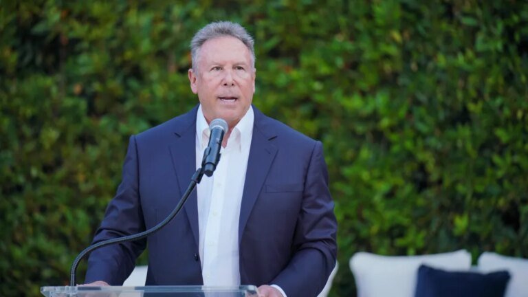 Billionaire Stephen Cloobeck, Donor to Eric Swalwell, Faces Four Felony Charges in LA