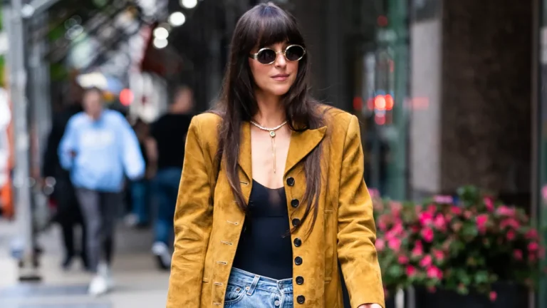 Cigarette Jeans: A Stylish Alternative to Your Skinny Jeans
