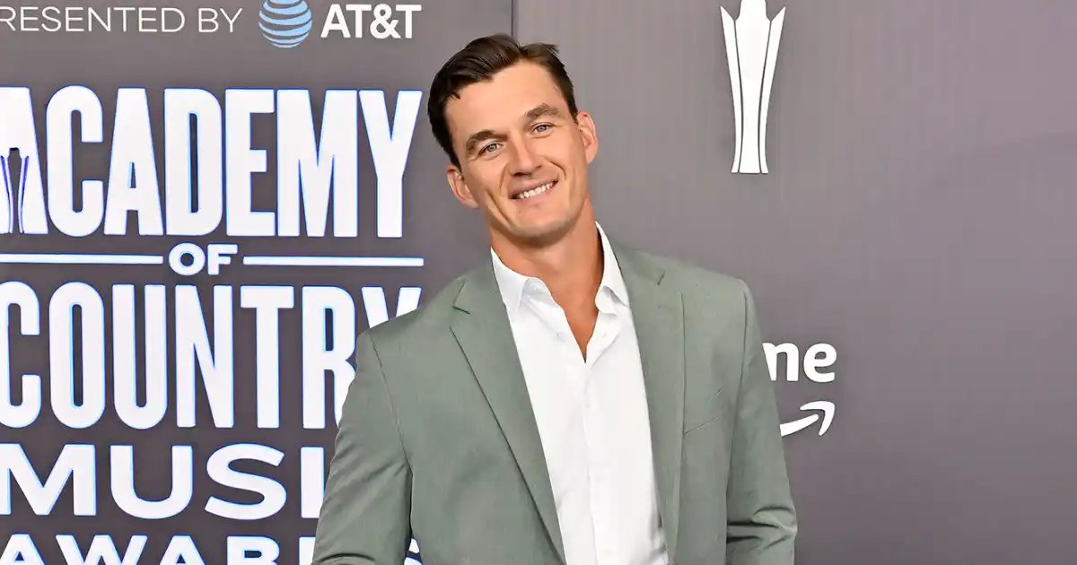 Country Stars Shine on the 2026 ACM Awards Red Carpet with Their Best Outfits