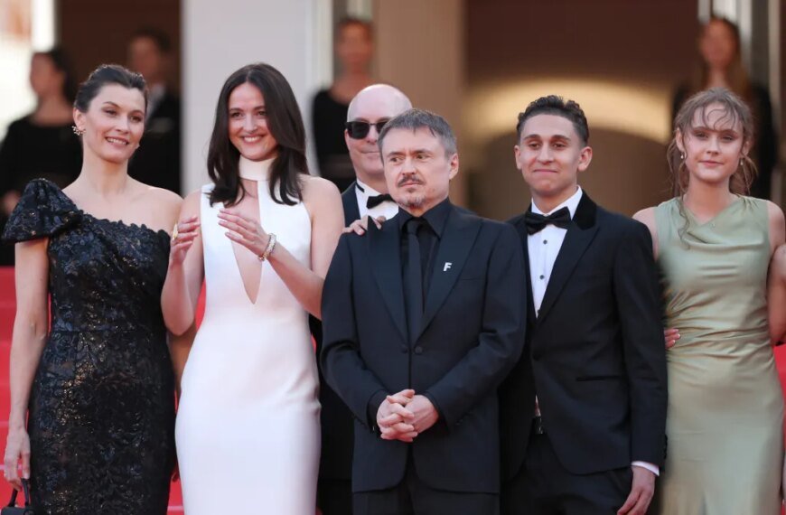 Cristian Mungiu's 'Fjord' Receives Enthusiastic 12-Minute Applause at Cannes, Setting a New Record for the Year