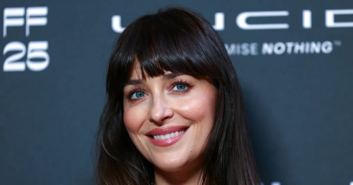 Dakota Johnson Shows How a Bold Bag Color Can Elevate Any Outfit