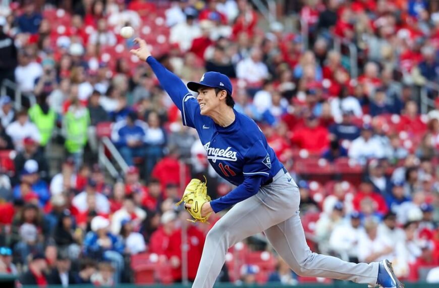 Dodgers Drop Fourth Straight Game Despite Strong Debut from Roki Sasaki