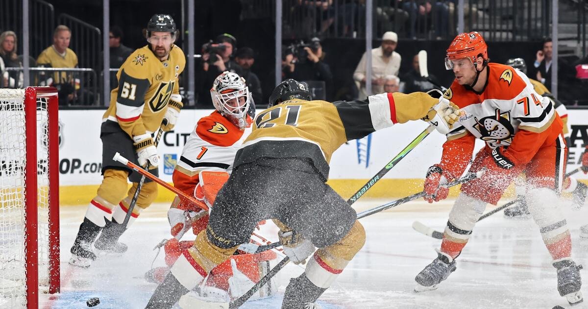 Ducks Face Challenges on Power Play as Carter Hart Shuts Them Down in Game 1 Against Vegas
