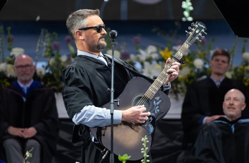 Eric Church Combines Music and Wisdom in His Commencement Speech for UNC-Chapel Hill Grads
