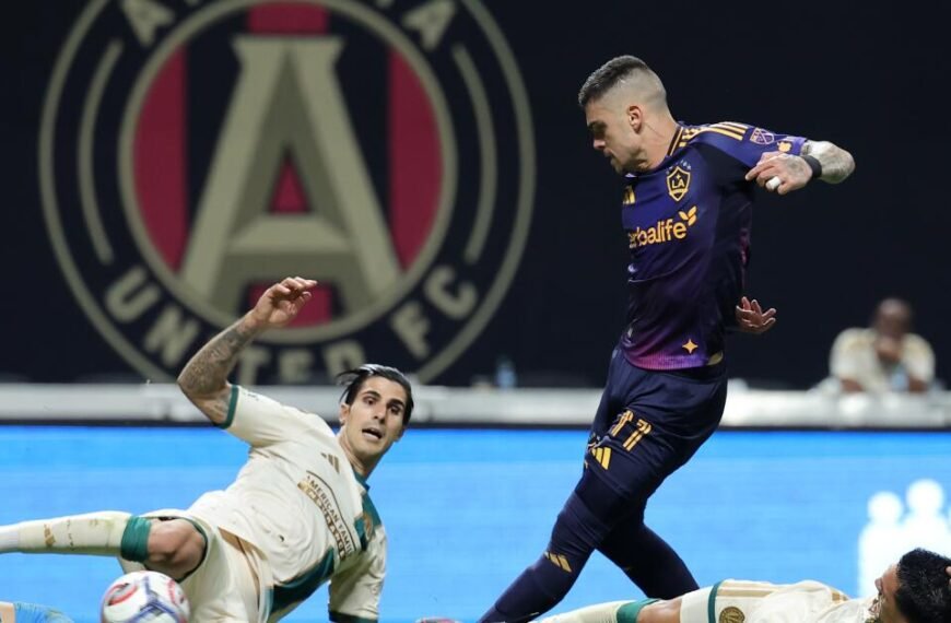 Gabriel Pec's Late Goals Propel Galaxy to Win Against Atlanta
