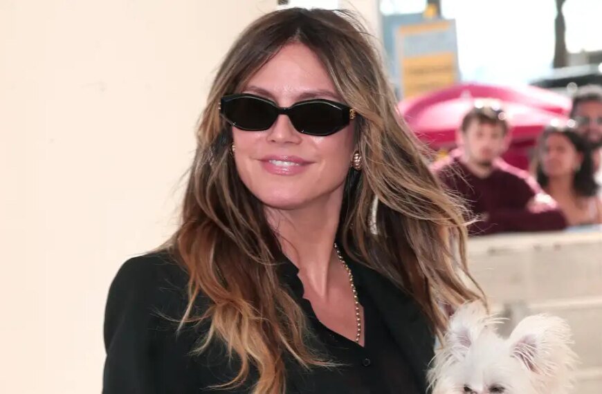 Get Heidi Klum’s Stylish Denim Bag Look for Just $64