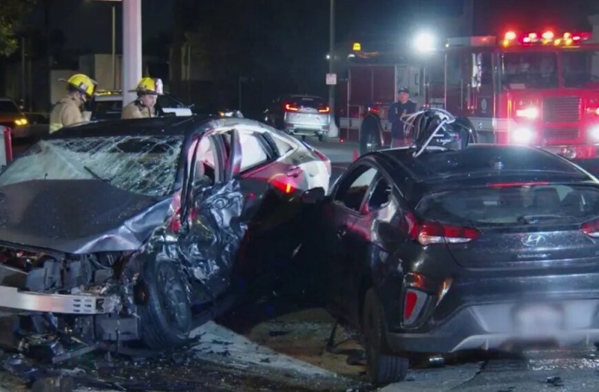 Hancock Park Car Accident Injures Two After Driver Runs Red Light