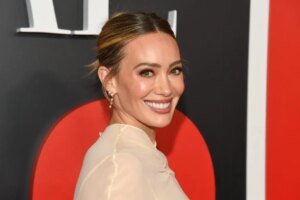 Hilary Duff Shares Her Thoughts on Posing for the 'Sports Illustrated Swimsuit' Cover After Motherhood