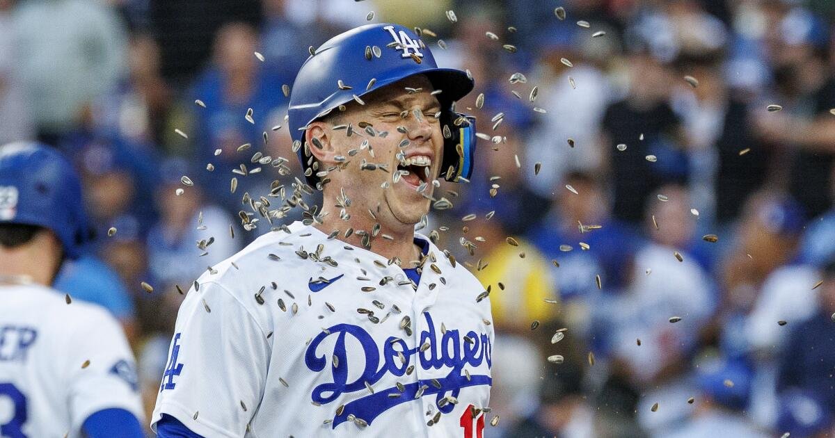 How Will Smith and Alex Call Guided the Dodgers to Victory Against the Giants