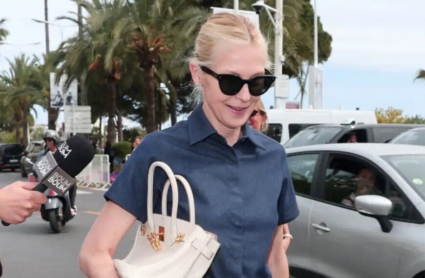 How to Capture That 'Rich Mom' Vibe with Kelly Rutherford's Chic Designer Bag Style