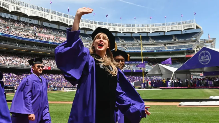 How to Choose the Best Outfit Under Your Graduation Gown for a Memorable Day