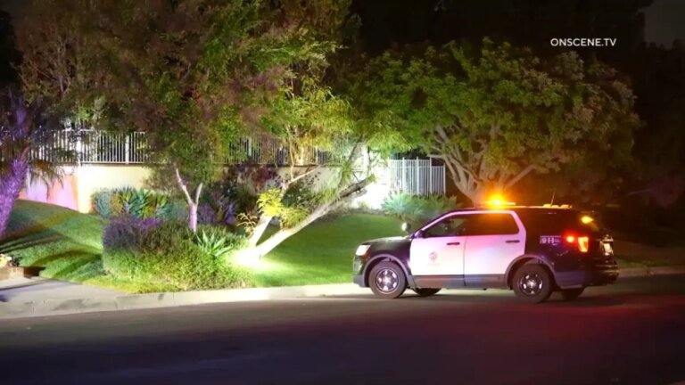 Intruder Enters Chatsworth Home While Owner Is Present