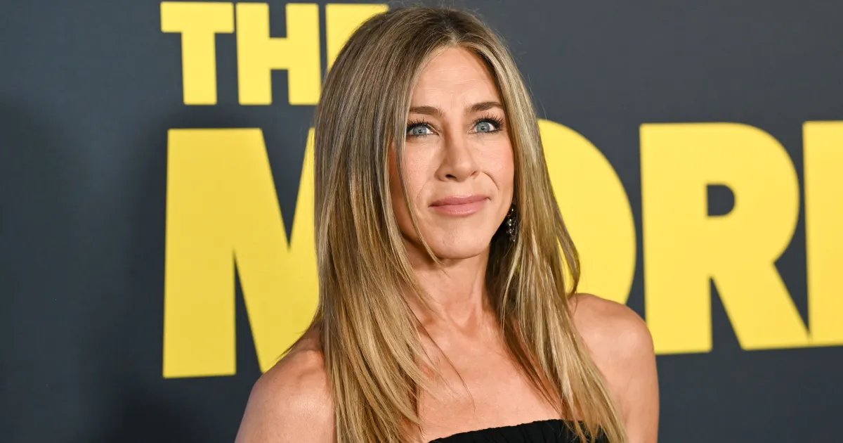 Jennifer Aniston's Adidas Sambas Are on Sale — Don't Miss Out!
