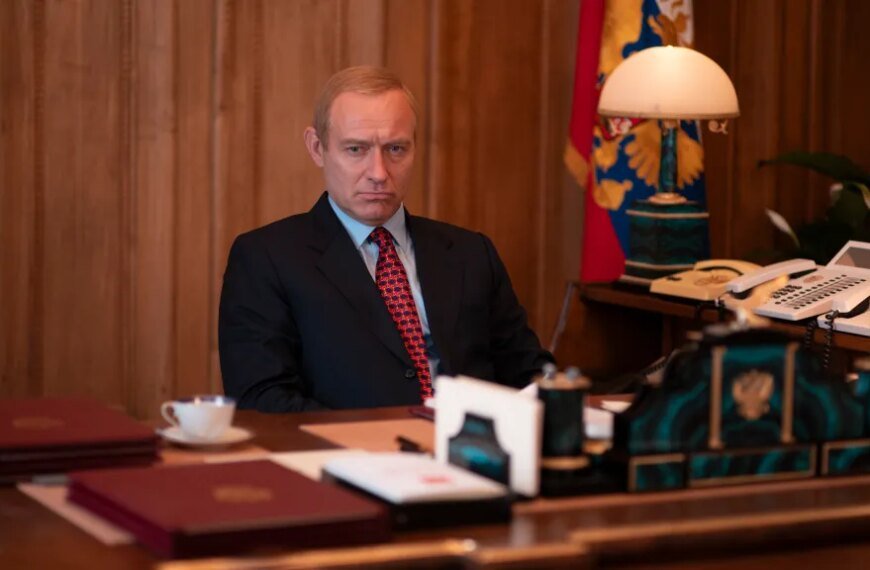 Jude Law Takes on the Role of Vladimir Putin in 'The Wizard of the Kremlin' – Sneak Peek