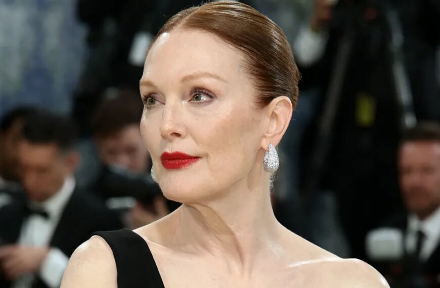 Julianne Moore's Go-To $15 Moisturizing SPF That Works Well Under Makeup