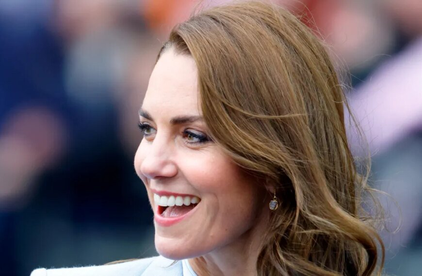 Kate Middleton's Chic Baby Blue Blazer: How to Achieve the Look for Less Than $4,000