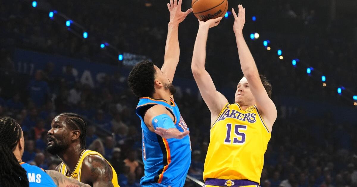Lakers Face Tough Decisions on Austin Reaves After Game 1 Performance