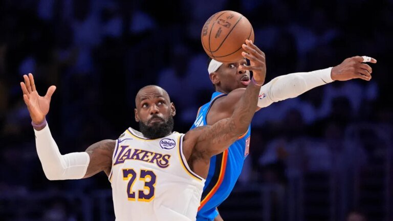 Lakers' Playoff Hopes Dwindle After 131-108 Loss to Thunder in Game 3