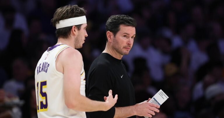 Lakers Stay Committed as They Seek Victory in Series Against Thunder