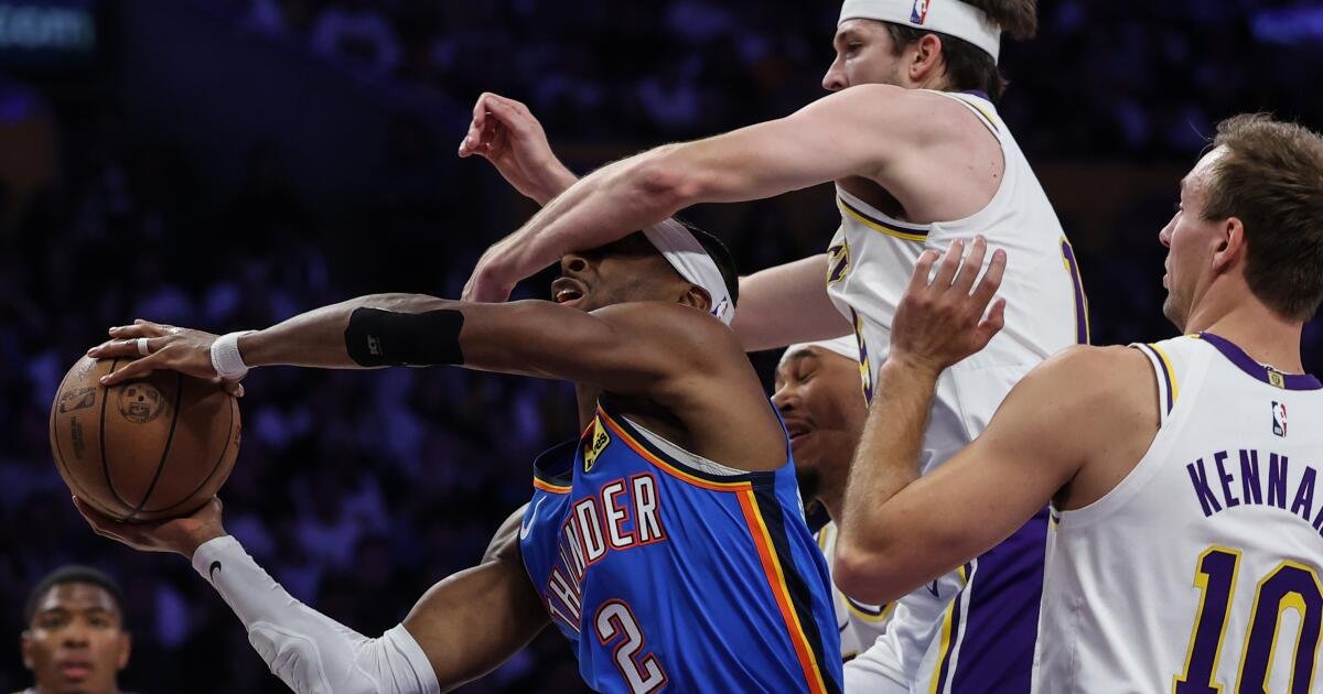Lakers Suffer Loss in Game 3 Against Thunder, Facing Elimination