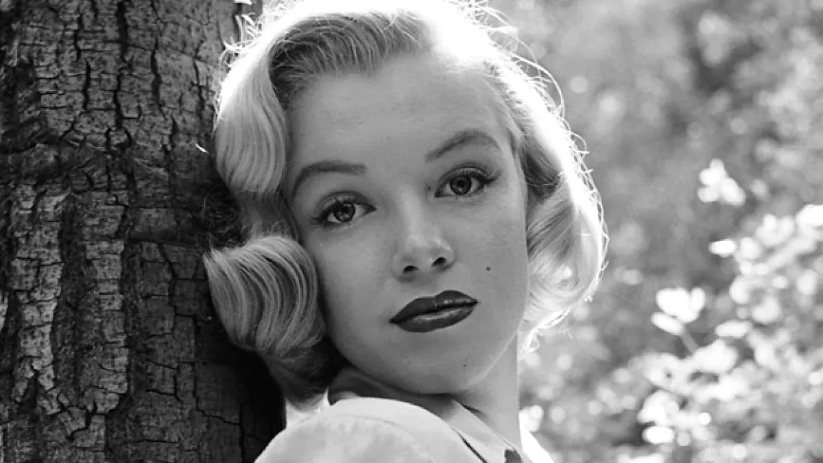 Marilyn Monroe Collectibles Going Up for Auction to Celebrate Her 100th Birthday on June 4th