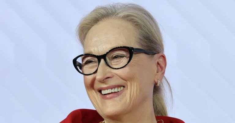 Meryl Streep's $1,495 Handbag Trend is Captivating New York — and It’s Not a Birkin