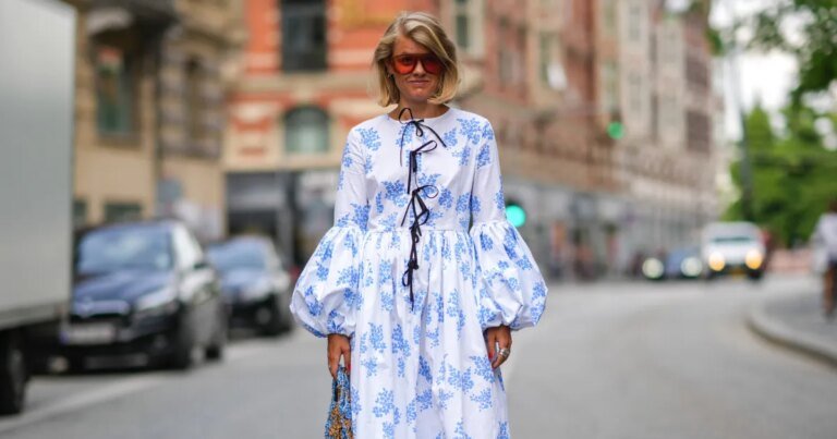 New York Moms Are Embracing English Countryside-Style Dresses Starting at Just $8