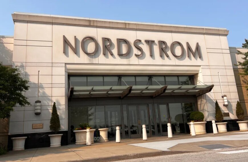 Nordstrom's Spring Savings Event: Popular Styles Selling Out Fast