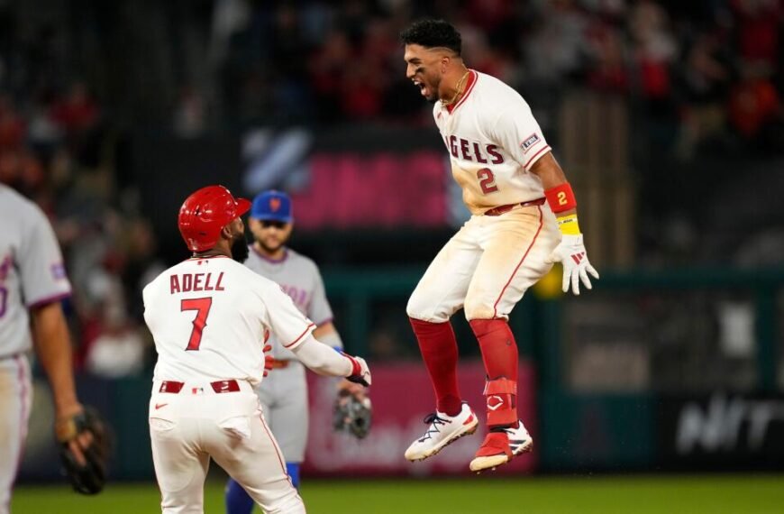 Oswald Peraza's Key Hit in the 10th Inning Leads Angels to Victory Over Mets