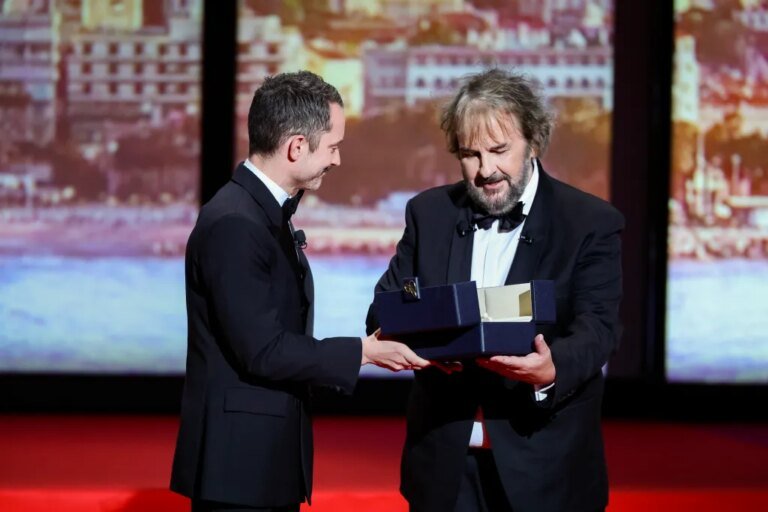 Peter Jackson and Elijah Wood Come Together at Cannes as the Actor Honors the Director with a Special Award
