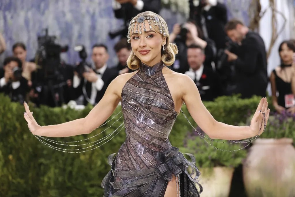 Sabrina Carpenter Wears a Unique Dress Made from Film Reels of Her Favorite Movie at the Met Gala