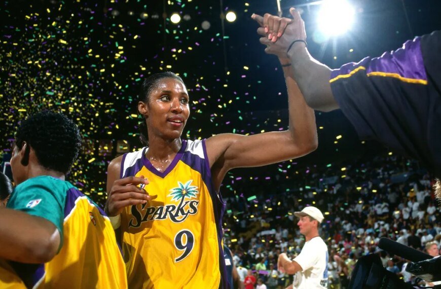 Sparks to Celebrate WNBA Legend Lisa Leslie with Statue at Crypto.com Arena