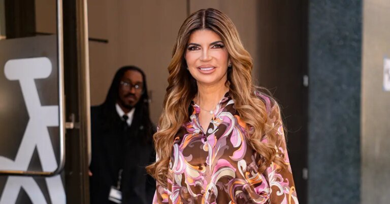 Teresa Giudice Shows How to Style Chic Pants for a Sophisticated Spring Look