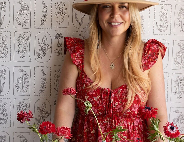 Understanding the Language of Flowers with Insights from "The Flower Doctor"