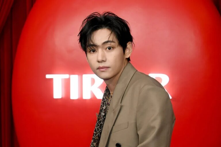 V Embraces His Beyoncé 'Cowboy Carter' Vibe During BTS' Texas Tour Stop: 'Mucho Picante'