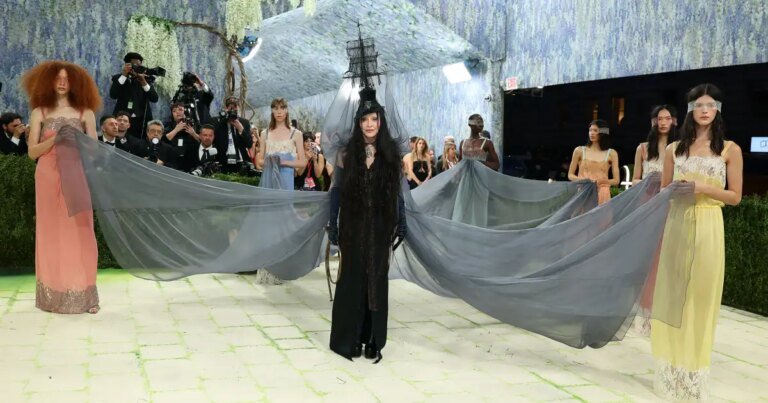 Veiled Looks Steal the Spotlight at the 2026 Met Gala: Madonna, Lisa, and Others Shine